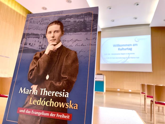 Von der Hofdame zur Ordensgründerin: Die Selige Maria Theresia Ledóchowska stand im Mittelpunkt des ersten Vortrags am Kulturtag der Ordenstagungen 2023.